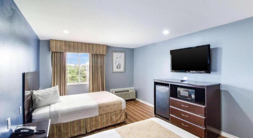 Rodeway Inn & Suites Port Arthur - Groves Exterior foto